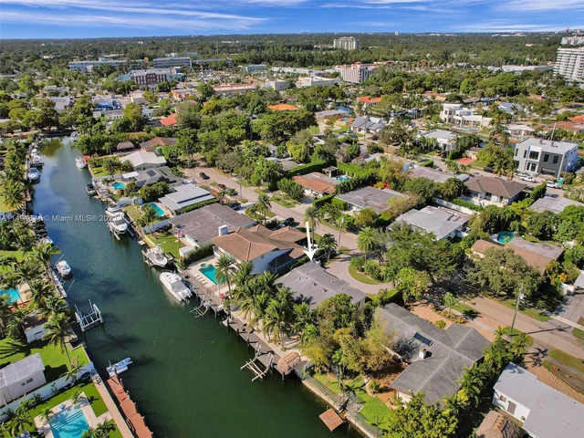 1930 S Hibiscus Dr # 0, North Miami FL 33181