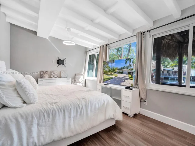 1930 S Hibiscus Dr # 0, North Miami FL 33181