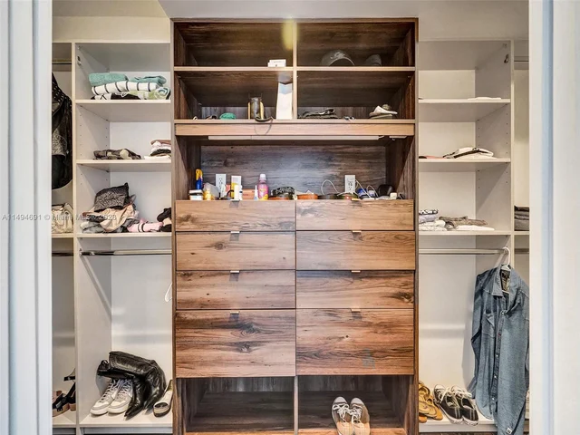 1930 S Hibiscus Dr # 0, North Miami FL 33181