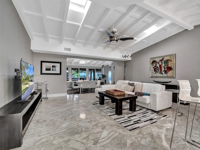 1930 S Hibiscus Dr # 0, North Miami FL 33181