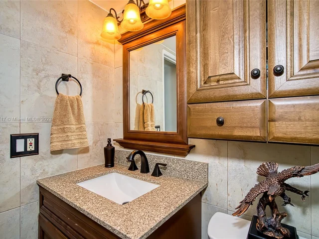 2801 NE 183rd St # 2014W, Aventura FL 33160