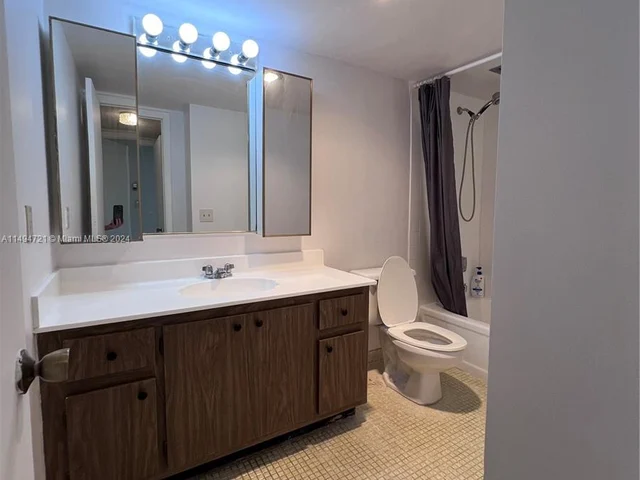 2851 NE 183rd St # 1708E, Aventura FL 33160