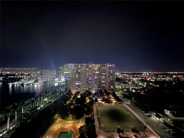 2851 NE 183rd St # 1708E, Aventura FL 33160