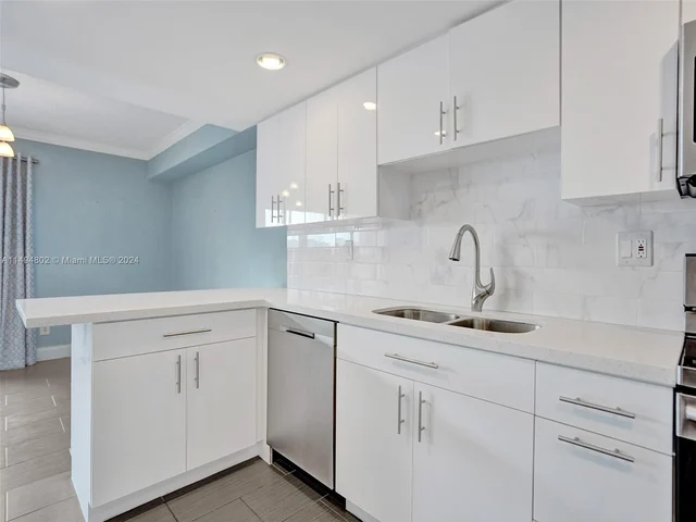 4166 SW 65th Ave # 86, Davie FL 33314