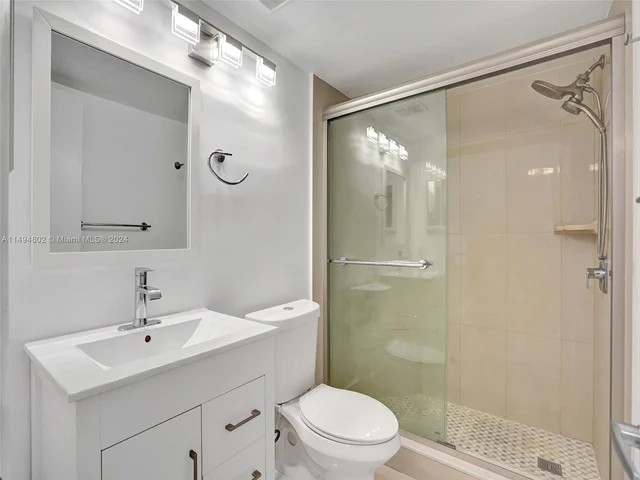 4166 SW 65th Ave # 86, Davie FL 33314