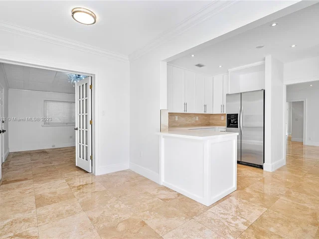 1528 Robbia Ave, Coral Gables FL 33146