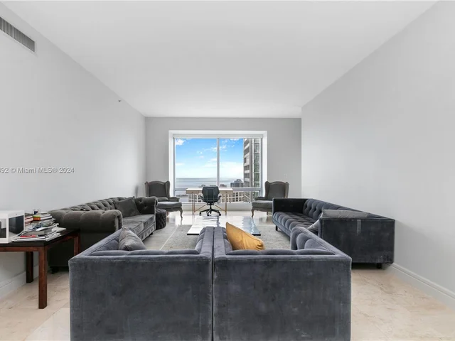 1425 Brickell Ave # 41A, Miami FL 33131