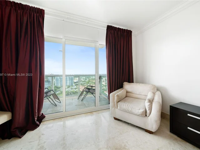 3201 NE 183rd St # 2705, Aventura FL 33160