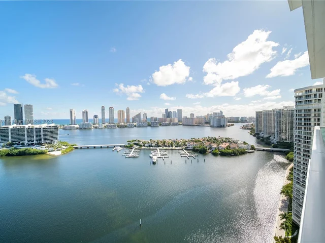 3201 NE 183rd St # 2705, Aventura FL 33160