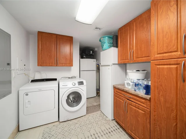 3201 NE 183rd St # 2705, Aventura FL 33160