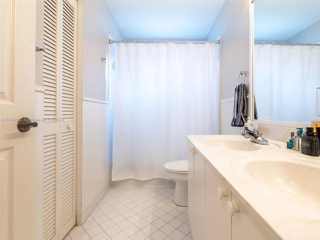 797 Vista Meadows Dr # 797, Weston FL 33327