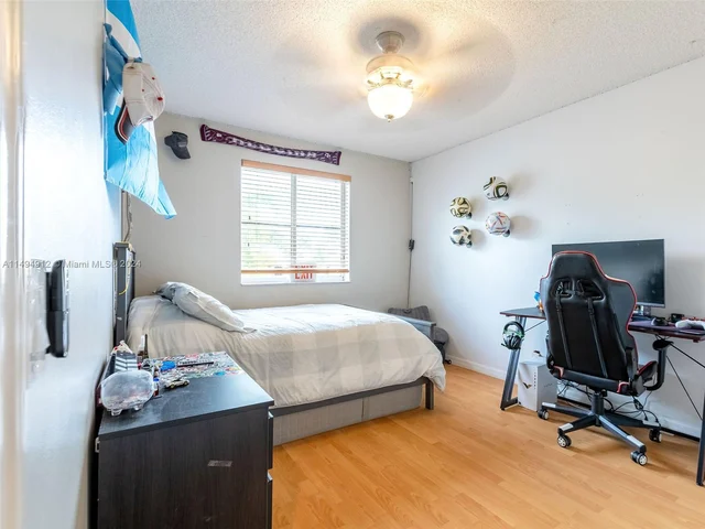 797 Vista Meadows Dr # 797, Weston FL 33327