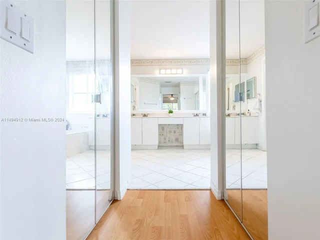 797 Vista Meadows Dr # 797, Weston FL 33327