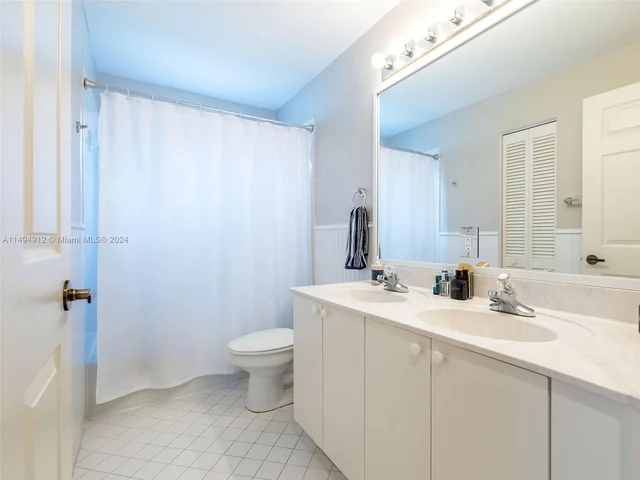 797 Vista Meadows Dr # 797, Weston FL 33327