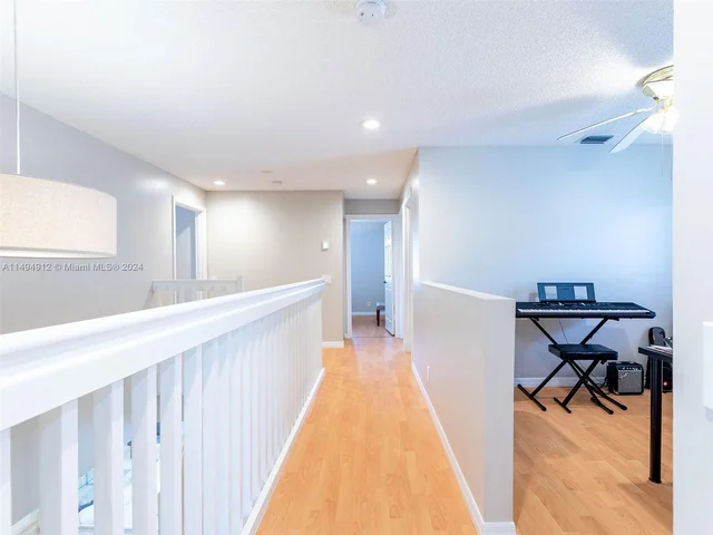 797 Vista Meadows Dr # 797, Weston FL 33327