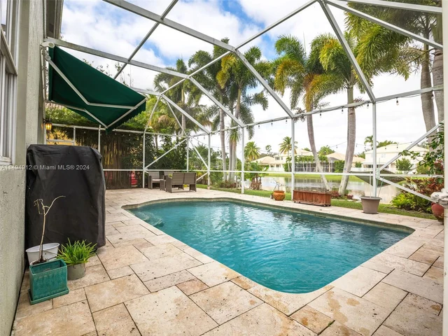 797 Vista Meadows Dr # 797, Weston FL 33327