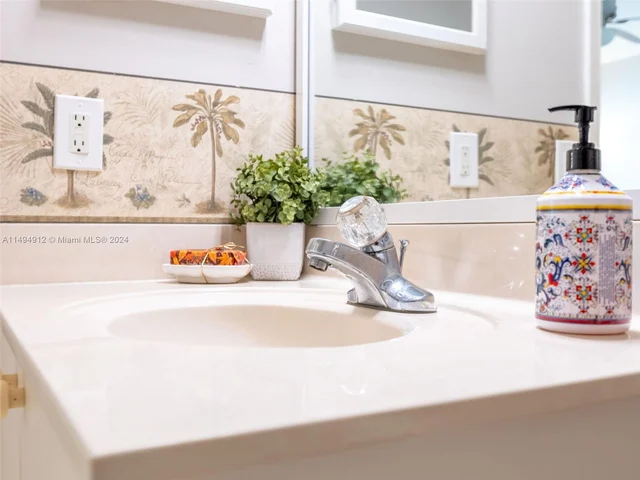 797 Vista Meadows Dr # 797, Weston FL 33327