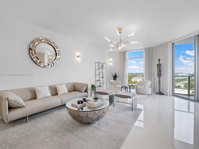 17301 Biscayne Blvd # 2106, North Miami Beach FL 33160