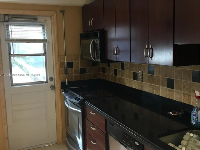 9455 Bay Harbor Ter # 7S, Bay Harbor Islands FL 33154