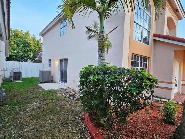 1336 NW 129th Way, Sunrise FL 33323