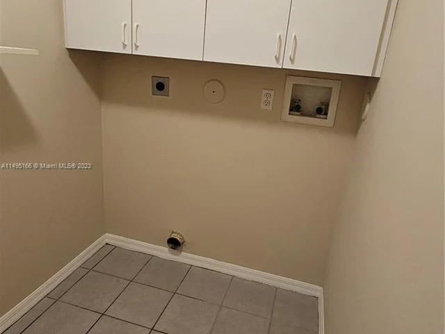 1336 NW 129th Way, Sunrise FL 33323