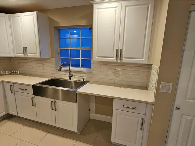 1336 NW 129th Way, Sunrise FL 33323