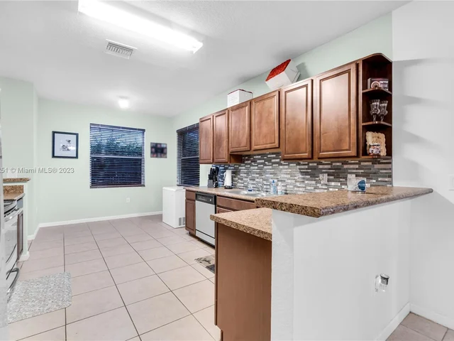 3068 SE 4th Ct, Homestead FL 33033