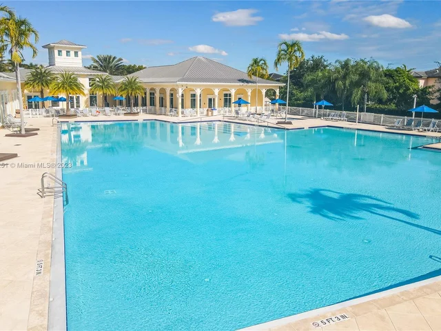 3068 SE 4th Ct, Homestead FL 33033