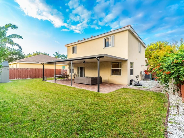 3068 SE 4th Ct, Homestead FL 33033