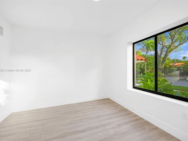 1721 SW 13th St APT 1, Miami FL 33145