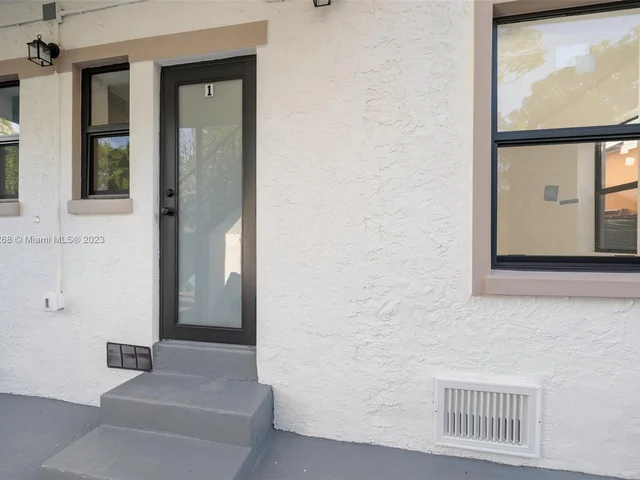 1721 SW 13th St APT 1, Miami FL 33145