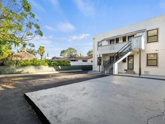 1721 SW 13th St APT 1, Miami FL 33145