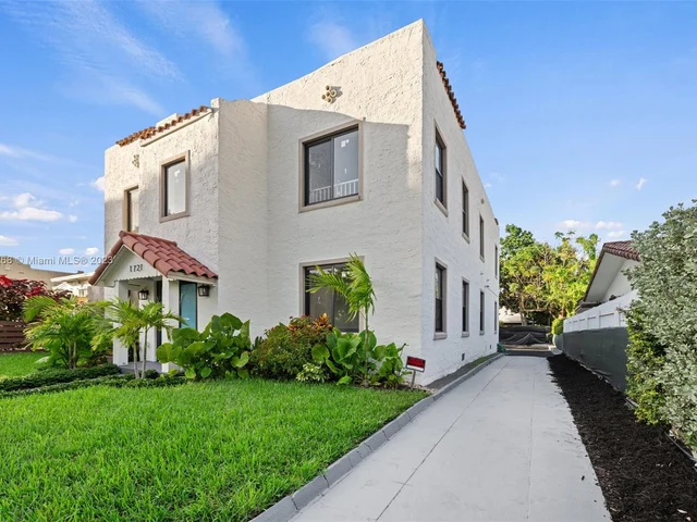 1721 SW 13th St APT 1, Miami FL 33145