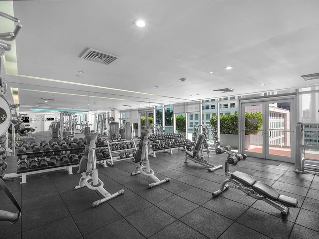 500 Brickell Ave # 2202, Miami FL 33131