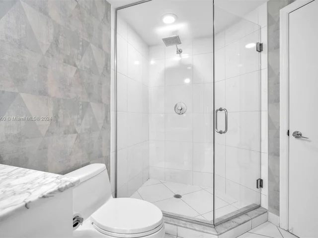 500 Brickell Ave # 2202, Miami FL 33131