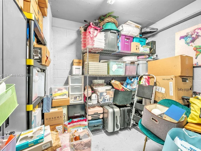 500 Brickell Ave # 2202, Miami FL 33131