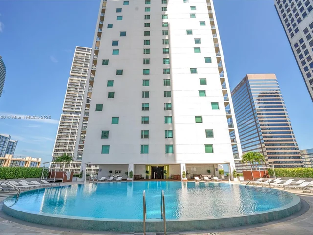 500 Brickell Ave # 2202, Miami FL 33131