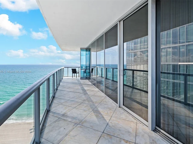 17121 Collins Ave # 2108, Sunny Isles Beach FL 33160