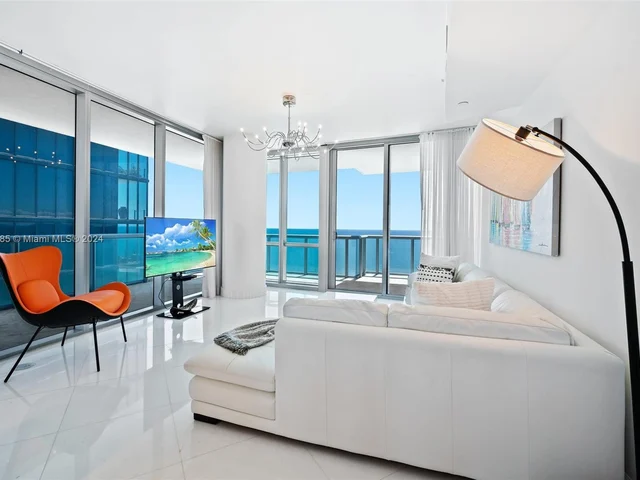 17121 Collins Ave # 2108, Sunny Isles Beach FL 33160