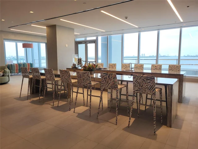 700 NE 26 TERRACE # 1806, Miami FL 33137