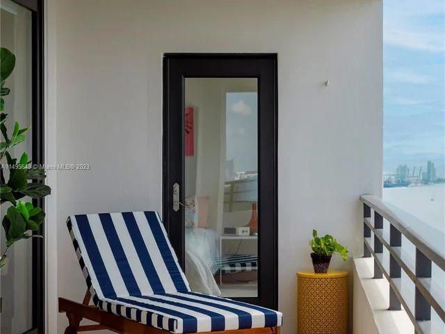 2333 Brickell Ave # 102, Miami FL 33129