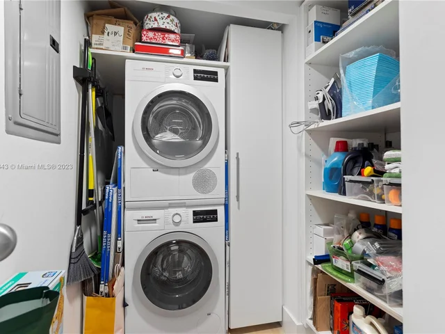 2333 Brickell Ave # 102, Miami FL 33129