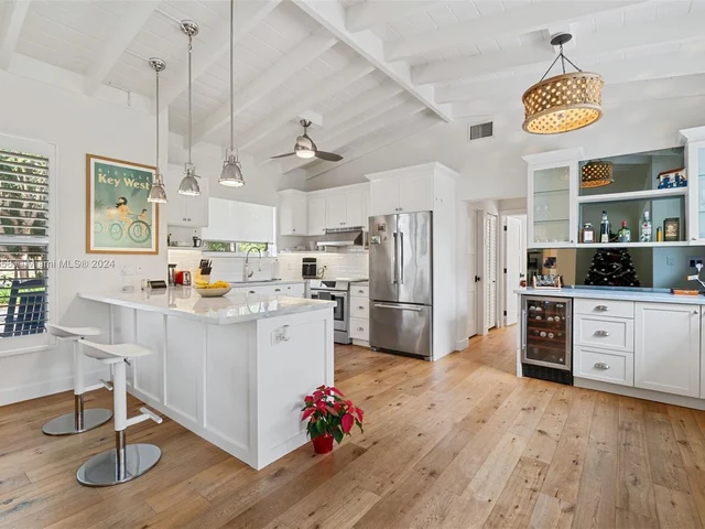 12725 SW 82nd Ave, Pinecrest FL 33156