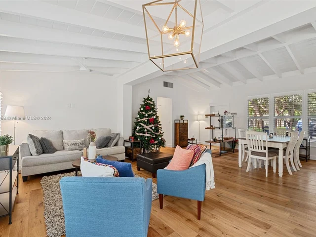 12725 SW 82nd Ave, Pinecrest FL 33156