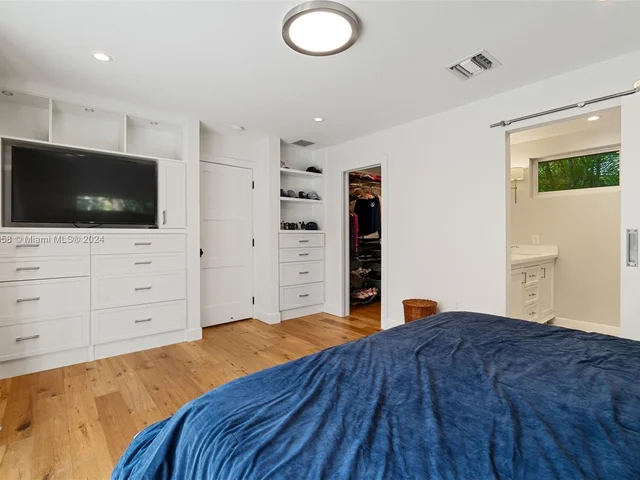 12725 SW 82nd Ave, Pinecrest FL 33156