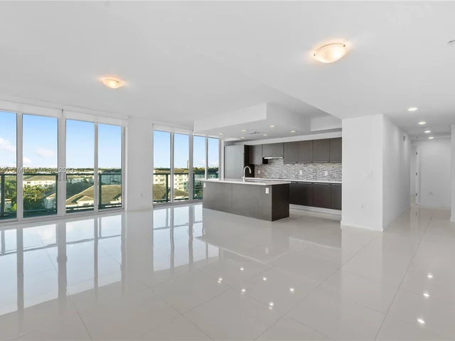 7751 NW 107th Ave # 704, Doral FL 33178