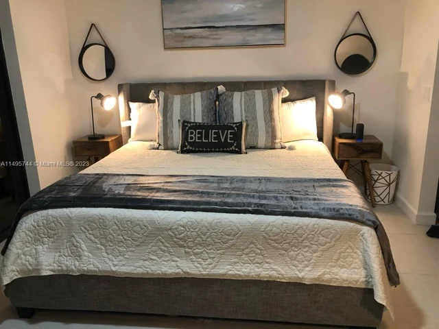 5350 NW 84th Ave # 1016, Doral FL 33166