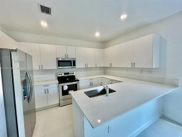 28629 SW 132nd Ct, Miami FL 33033