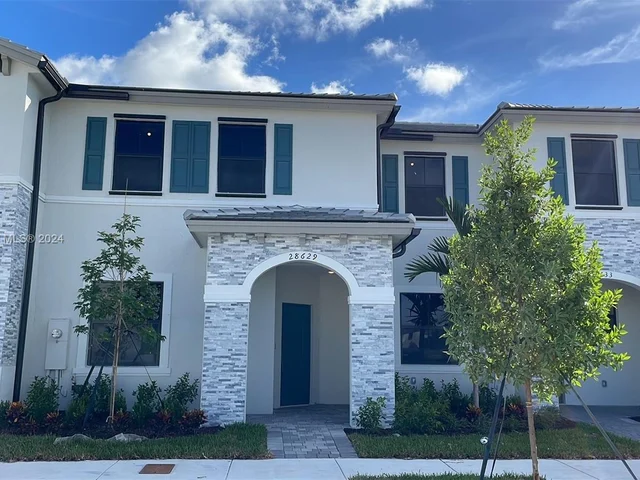 28629 SW 132nd Ct, Miami FL 33033