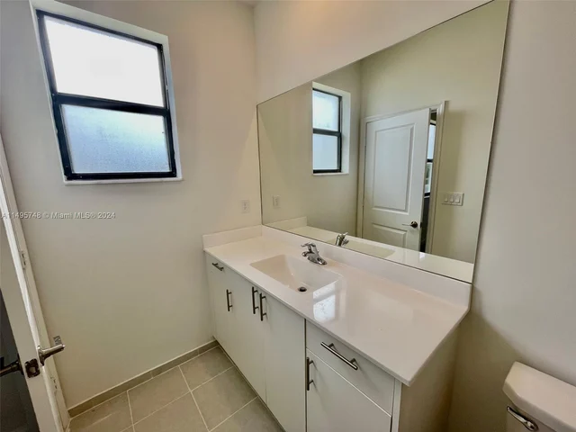 28629 SW 132nd Ct, Miami FL 33033